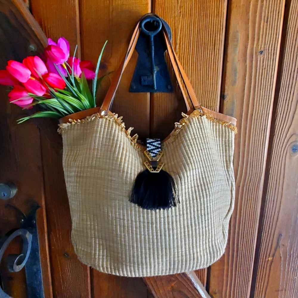 Stella & Dot straw Riviera Tote